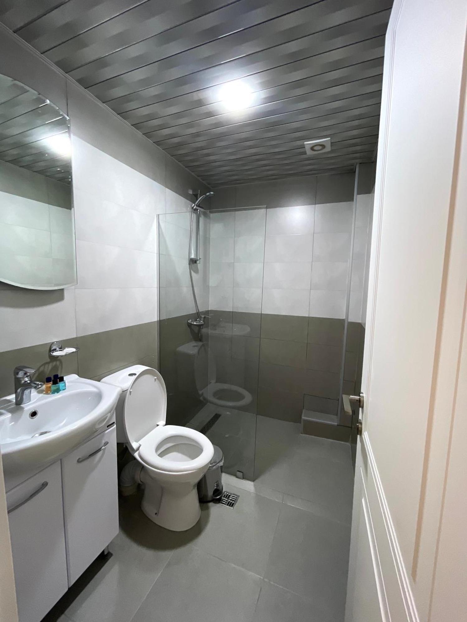 Hotel White House Tbilissi Extérieur photo