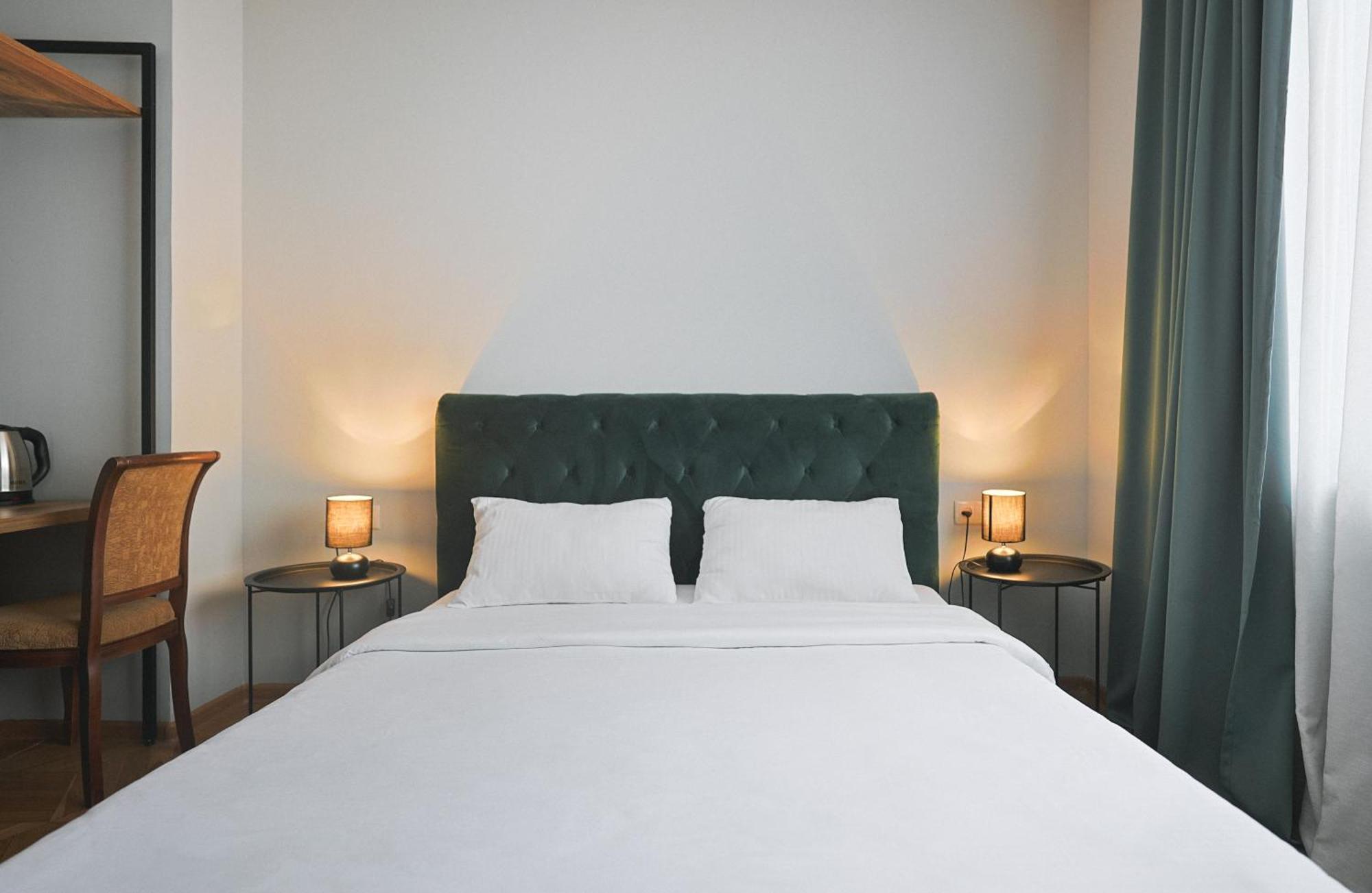 Hotel White House Tbilissi Extérieur photo